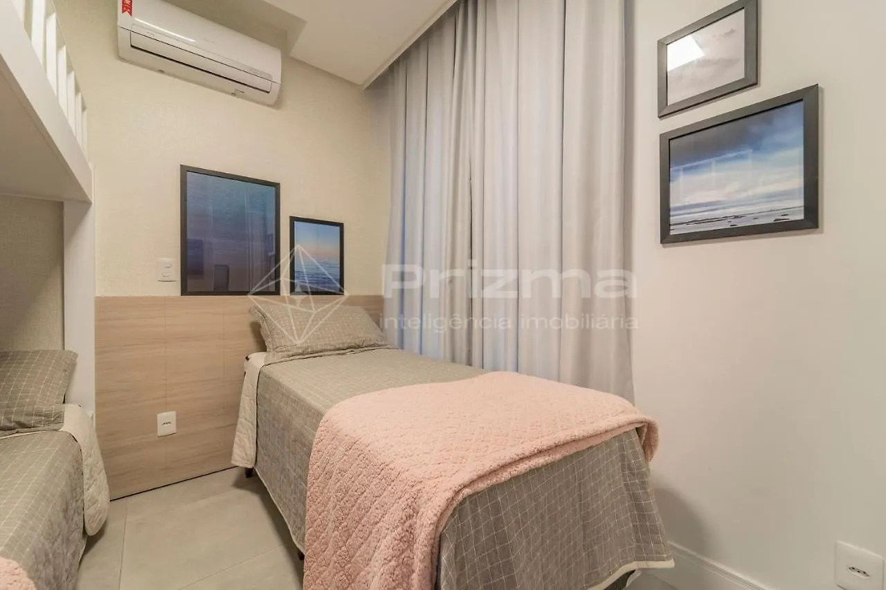 Pm 205 - Apartamento De Alto Padrao Com Rooftop, 3 Quartos Na Praia Bombinhas Com Excelente Localizacao.