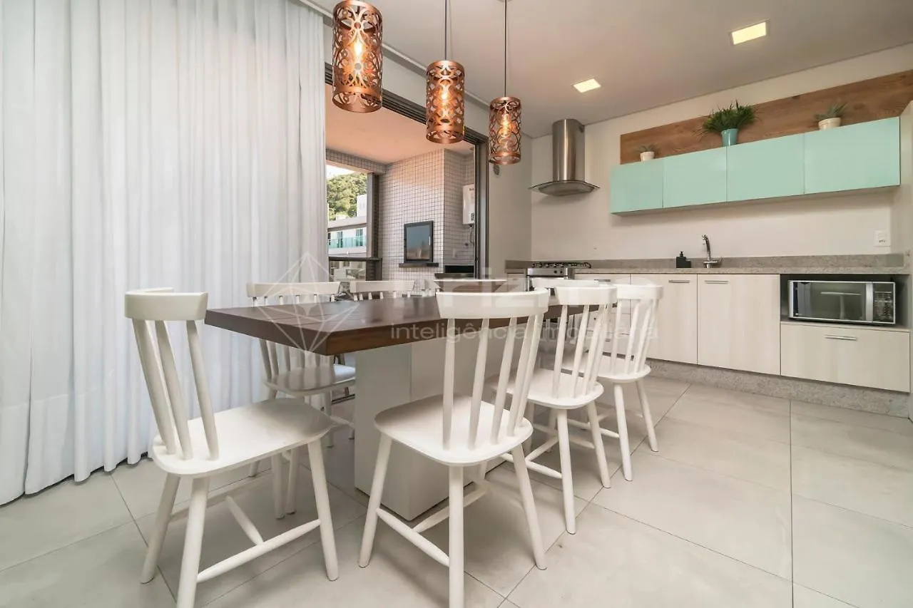 Pm 205: Luxury Rooftop Apartment in Bombinhas Beach