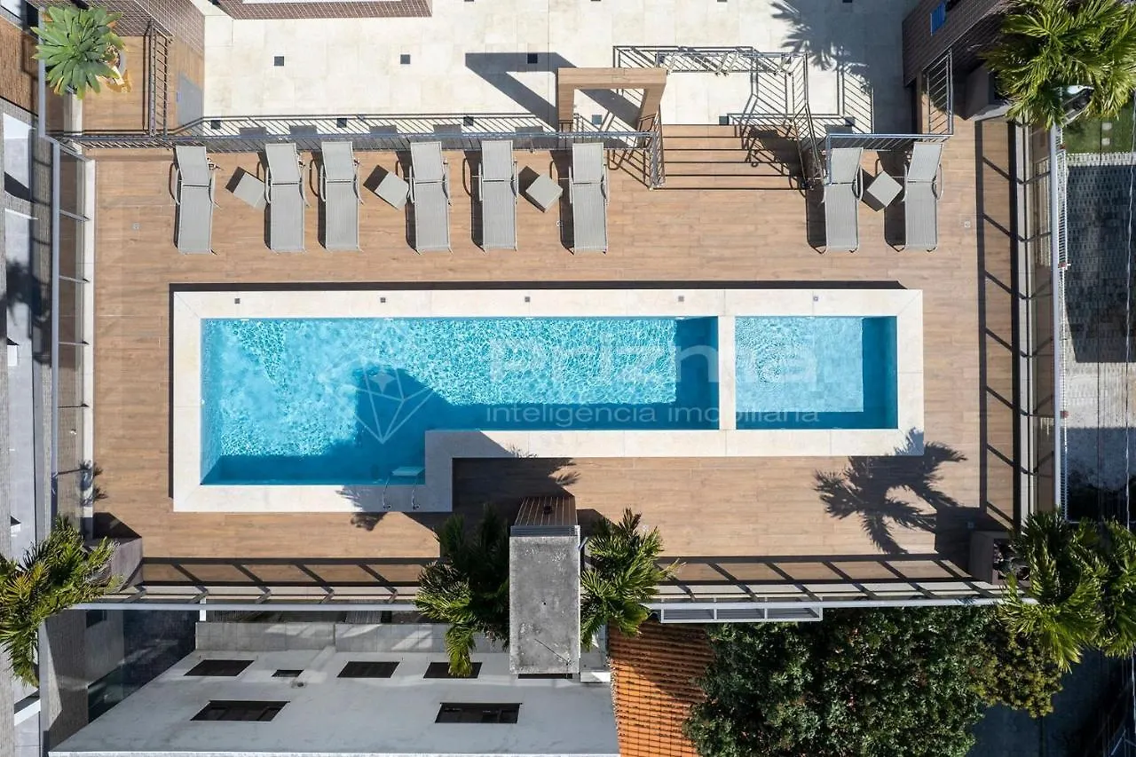 Pm 205: Luxury Rooftop Apartment in Bombinhas Beach