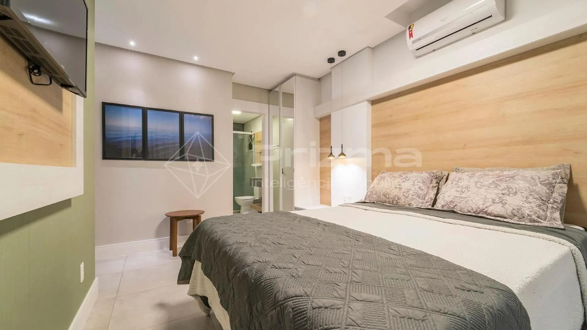Pm 205: Luxury Rooftop Apartment in Bombinhas Beach